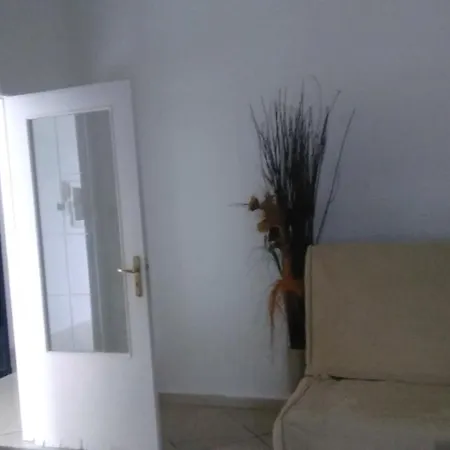 Oasi Hause Semesterbostad