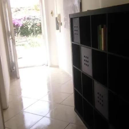 Oasi Hause Semesterbostad *